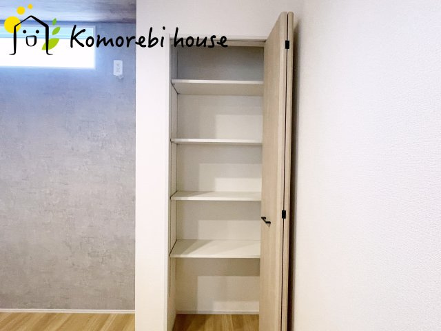 さいたま市見沼区大和田町2丁目　7期　新築一戸建て　ブルーミングガーデン　01の収納|収納豊富です