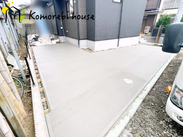 さいたま市見沼区大和田町2丁目　7期　新築一戸建て　ブルーミングガーデン　01の駐車場|駐車場があります