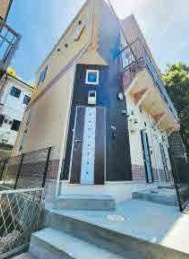 横浜市緑区長津田町のアパートの外観