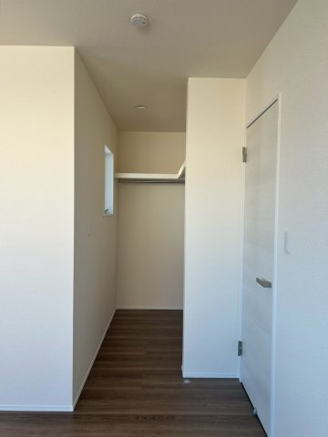 リーブルガーデン丸亀市川西町南３号棟の収納