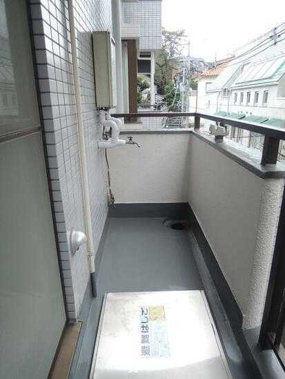 日神パレス新大塚のバルコニー
