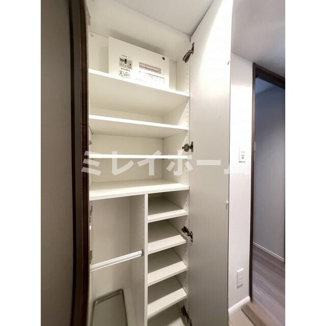 コンフォリアリヴ品川西大井の玄関