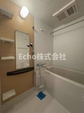 セレニテ本町グランデの浴室