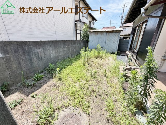 加古川市別府町元町　　山陽電鉄「別府駅」徒歩14分の庭