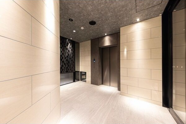 S-RESIDENCE高岳駅前awake(アウェイク)のエントランス