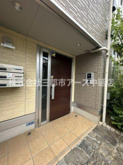 【エントランス】 | ラ　フォレ　ヴェルト　は三都市アース中延店へお任せください！　ご内覧可能なお部屋は物件現地お待ち合わせご案内可能です！