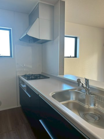 リーブルガーデン丸亀市川西町南４号棟のキッチン