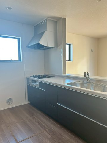 リーブルガーデン丸亀市川西町南４号棟のキッチン