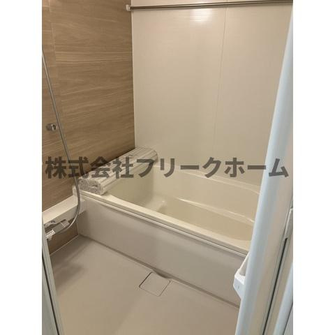 武蔵野市西久保２丁目のアパートの浴室