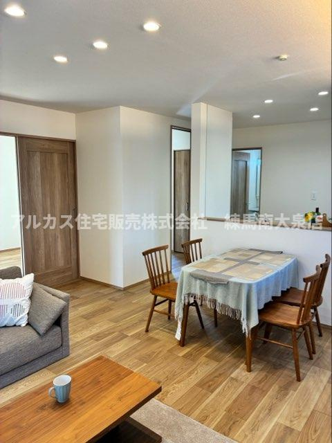 練馬区西大泉3丁目　新築一戸建　西武池袋線　大泉学園の居間・リビング