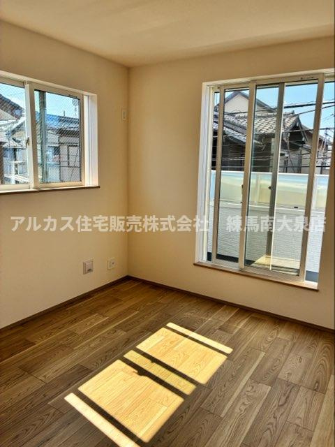 練馬区西大泉3丁目　新築一戸建　西武池袋線　大泉学園の洋室