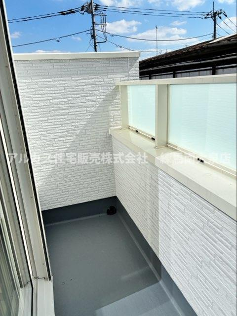 練馬区西大泉3丁目　新築一戸建　西武池袋線　大泉学園のバルコニー