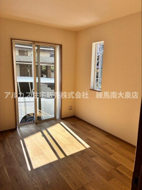 練馬区西大泉3丁目　新築一戸建　西武池袋線　大泉学園の洋室