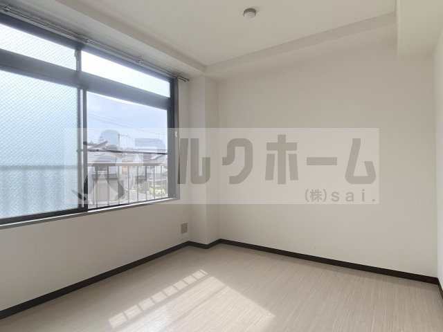 マンショングランディーの洋室