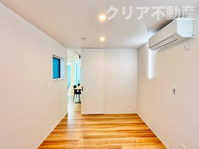 【寝室】 | 高崎市福島町新築モデルハウス　エアコン4台、駐車3台！