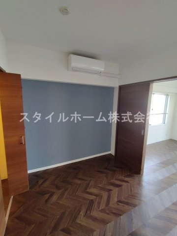 【洋室】 | ＴＥＮＯＨＡ　ＴＯＹＯＨＡＳＨＩ | 別部屋写真です。