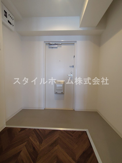 【玄関】 | ＴＥＮＯＨＡ　ＴＯＹＯＨＡＳＨＩ | 別部屋写真です。