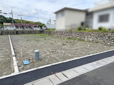 【外観】 | 三重郡菰野町大字宿野3区画〈1号地〉 | 全３区画の宅地分譲　１号地