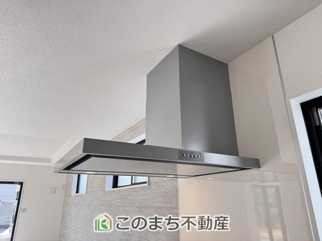リガーレ宇都宮市さつき7期のキッチン|（同社施工例）お料理の匂いもスッキリ♪シンプルデザインで掃除も簡単‼