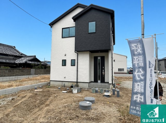 泉佐野市南中安松　第1期　新築一戸建ての外観|現在建築中！落ち着いた街並みで新生活を始めることが出来そう！周辺の物件も併せてご紹介させて頂きます！