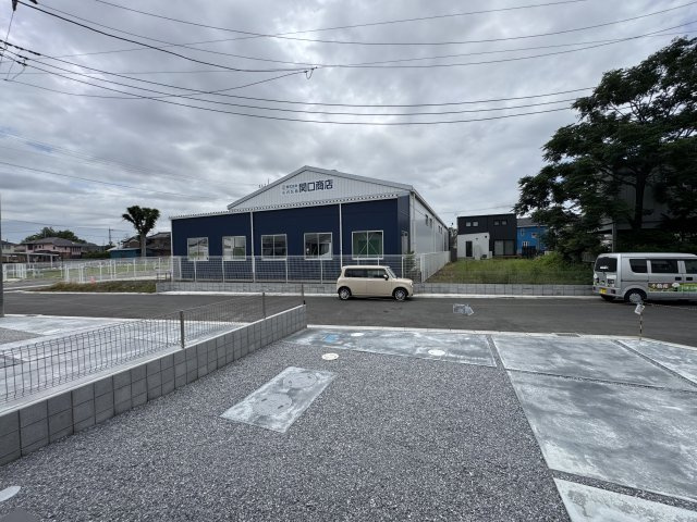 新築　児玉郡上里町七本木町第６　Livele Garden.S　5号棟の前面道路含む現地写真|現地写真　南側接道幅員約6ｍ
