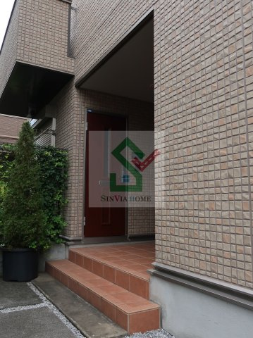 メゾンブリュージュのエントランス