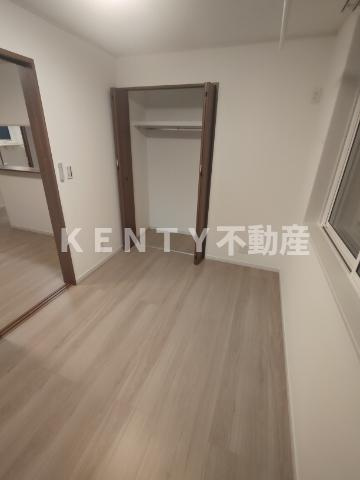 【寝室】 | ウエルストン池上 | 落ち着いた色調の寝室です