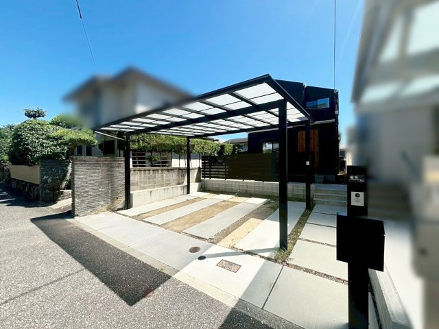 学が丘１丁目 中古戸建の駐車場