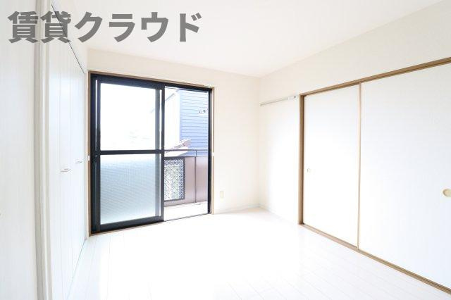 フォーリッジ　Ｂの洋室|ゆったりした洋室です