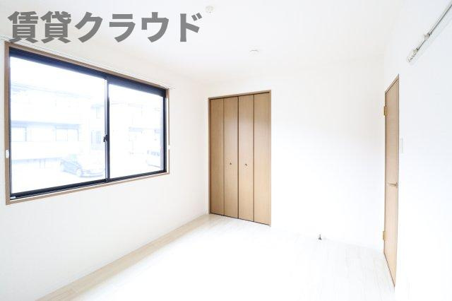 フォーリッジ　Ｂの洋室|落ち着いた色調の洋室です