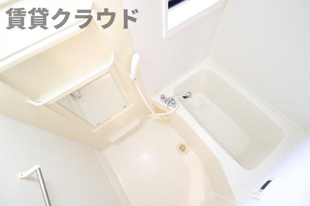 フォーリッジ　Ｂの浴室|日々の疲れを癒すお風呂付です