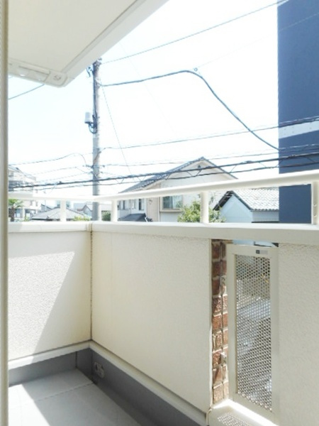 クレメント並木新町のバルコニー