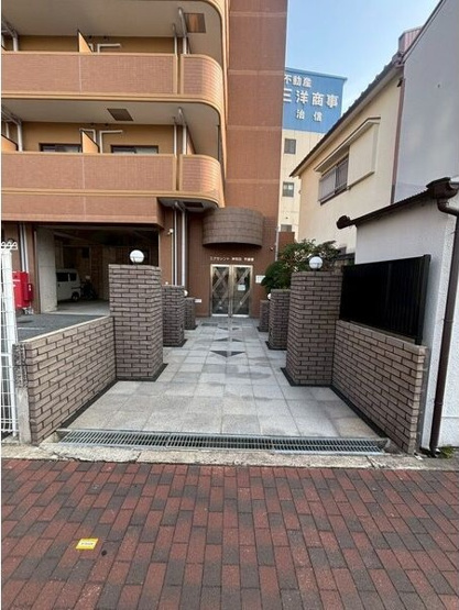 【エントランス】 | グロース・エレガント岸和田弐番館