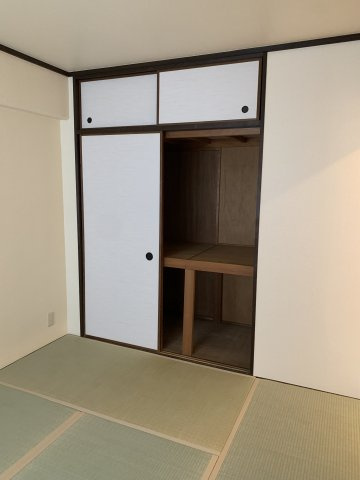 シャトー明石（注）本物件にEVはございませんの和室
