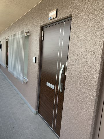 シャトー明石（注）本物件にEVはございませんの玄関