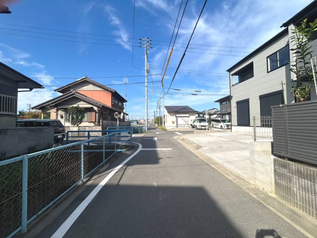 ブルーミングガーデン　一宮市北方町北方　全1区画分譲の前面道路含む現地写真|■前面道路　■ヤマダ不動産　株式会社リライフ　
■夢のマイホーム購入をフルサポートします！