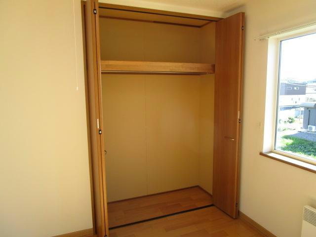 西16南5借家(エリア邸)の収納