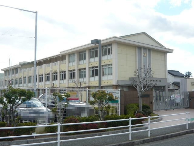 りべらるの周辺|東野小学校まで300m