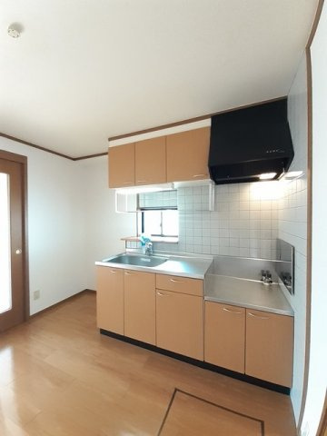 セレッソ十日市Ｂ棟のキッチン|コンパクトなキッチンで掃除もラクラク