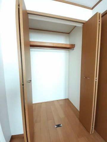 セレッソ十日市Ｂ棟の収納|ちょっとした収納スペースも充実しています