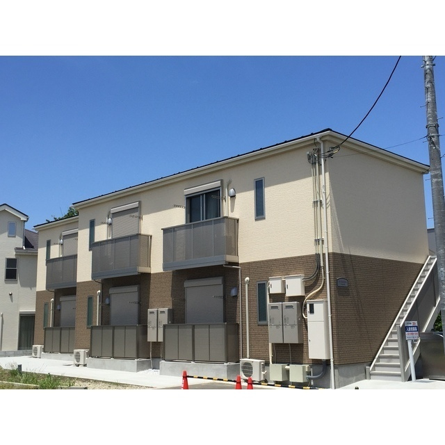 茅ヶ崎市東海岸北２丁目のアパート