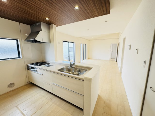 新築　児玉郡上里町七本木町第６　Livele Garden.S　6号棟のキッチン|現地写真　児玉郡上里町七本木町第６　Livele Garden.S
