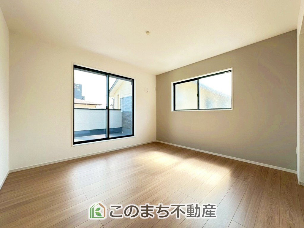 リガーレ宇都宮市泉が丘3期の洋室|南向きで陽当たりの良い洋室♪風通しもよく快適です☆