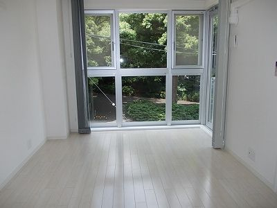 テラス　イースト　フォーの居間・リビング