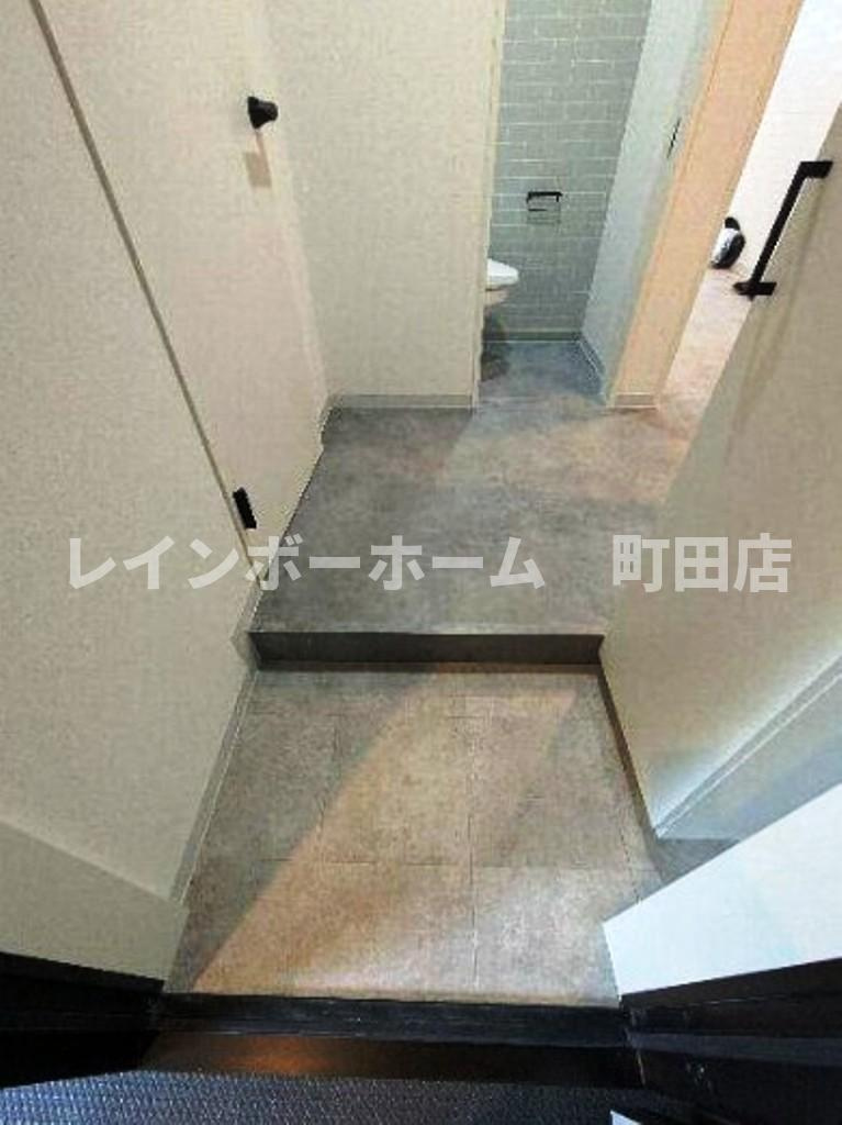Revive古淵※初期費用分割後払いサービス利用可能物件の玄関
