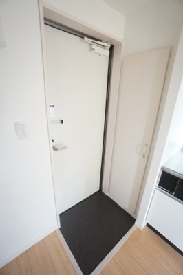 【玄関】 | SQUARE Ⅰ(スクエアワン) | ※同物件・同タイプの写真です