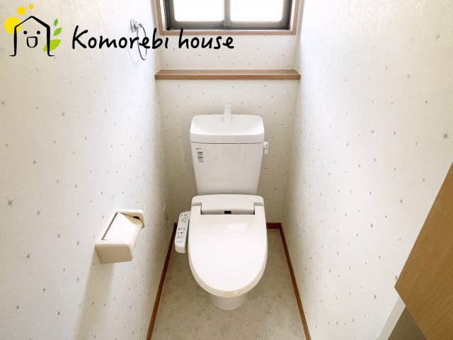 鴻巣市小松　中古戸建のトイレ|ゆったりとした空間のトイレです