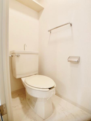 【トイレ】 | ヒルハイツ妙蓮寺 | 落ち着いた色調のトイレです♪