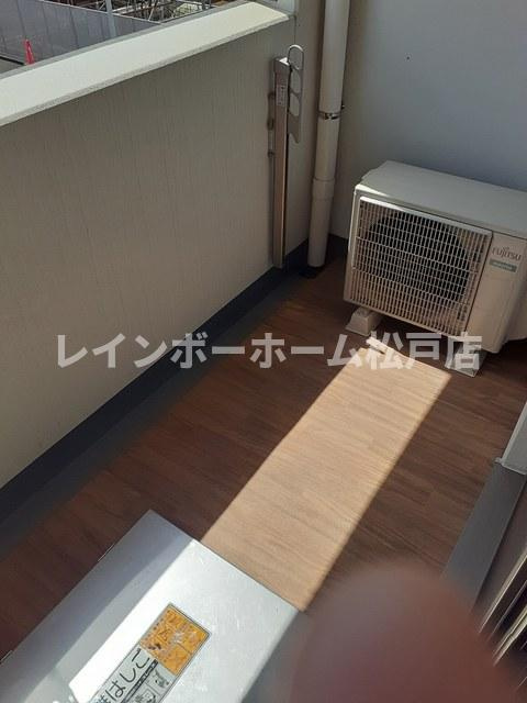【仲介手数料：50％OFF】対象物件！のバルコニー|外からの目が気にならないバルコニーで洗濯物が干せます