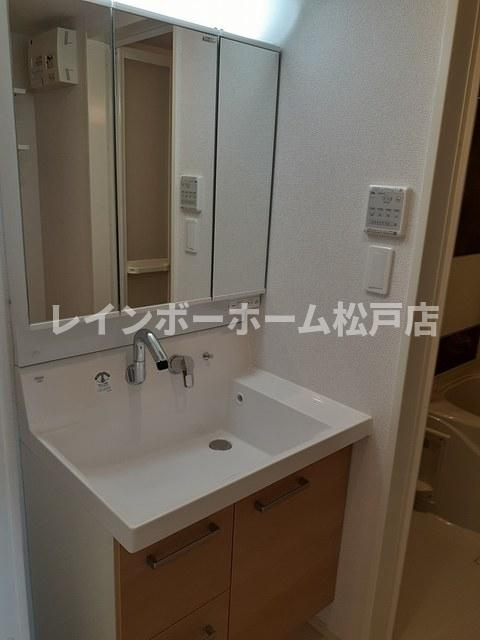 【仲介手数料：50％OFF】対象物件！の洗面所|コンパクトで使いやすい洗面所